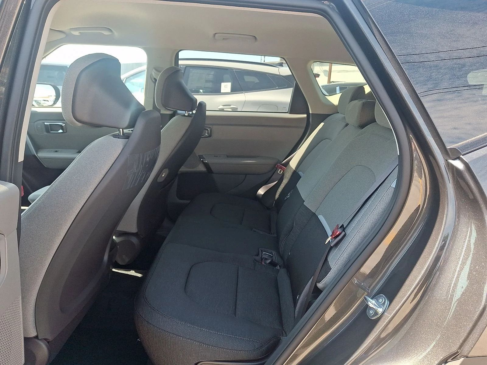 New 2027 Gray Kia S image 10