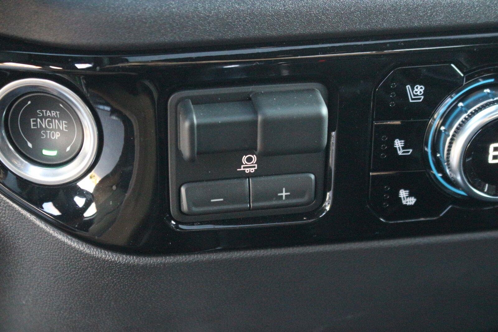 Used 2026 Sterling Metallic GMC SLT image 29