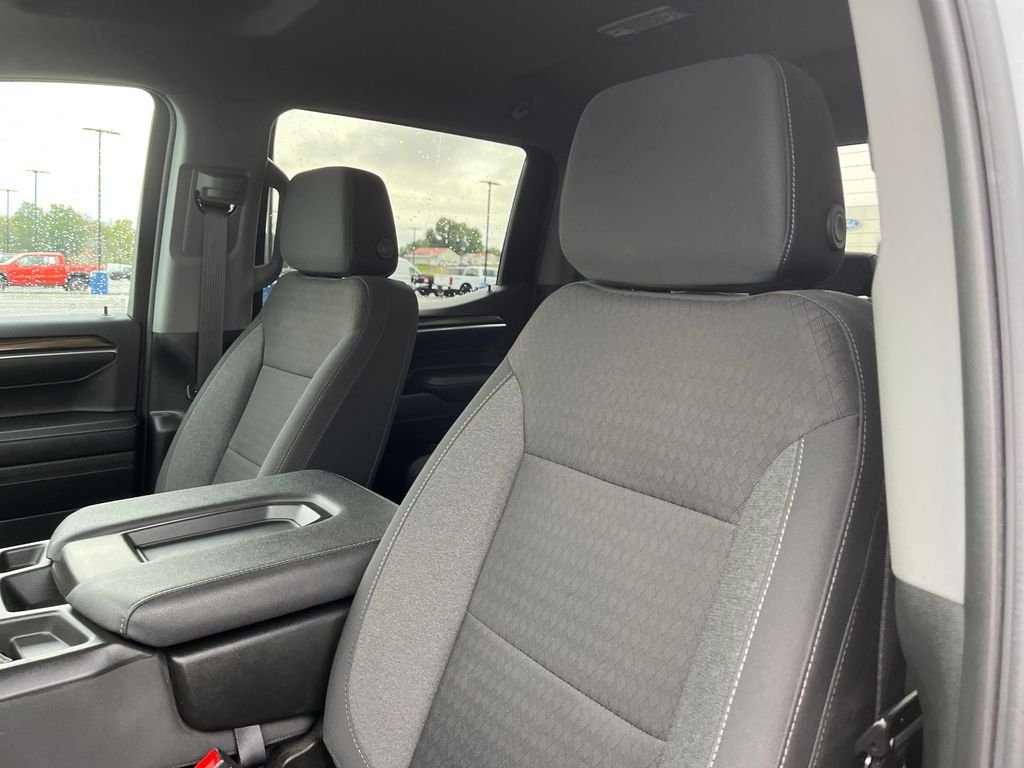 Used 2023 Gray Chevrolet LT image 13