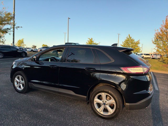 Used 2016  Ford SE image 5