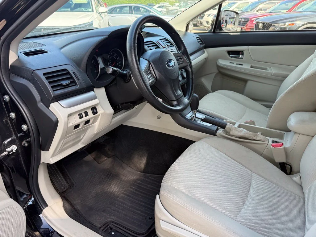 Used 2014 Crystal Black Silica Subaru 2.0i Premium image 19