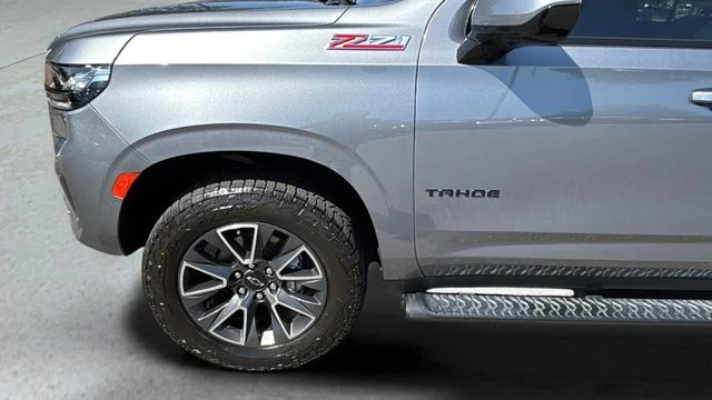 Used 2021 Gray Chevrolet Z71 image 42