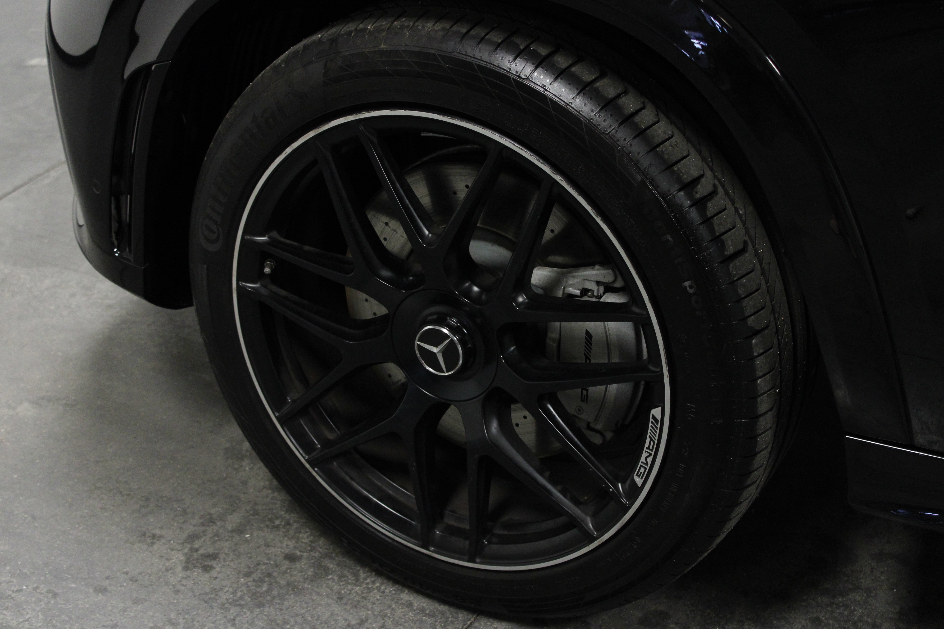 Used 2022 Obsidian Black Metallic Mercedes-Benz GLE 53 AMG® image 10