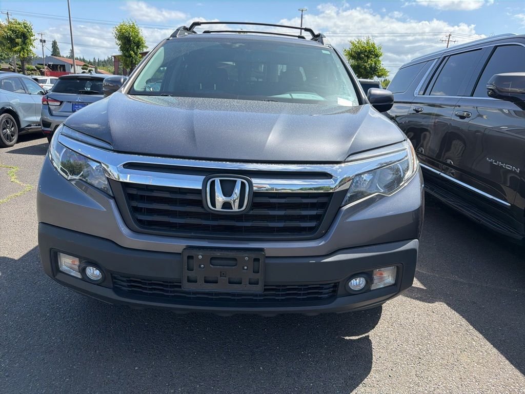 Used 2019 Modern Steel Metallic Honda RTL-T image 2