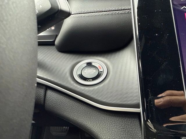 New 2026 Baltic Gray Metallic Clear-Coat Exterior Paint Jeep Laredo image 18