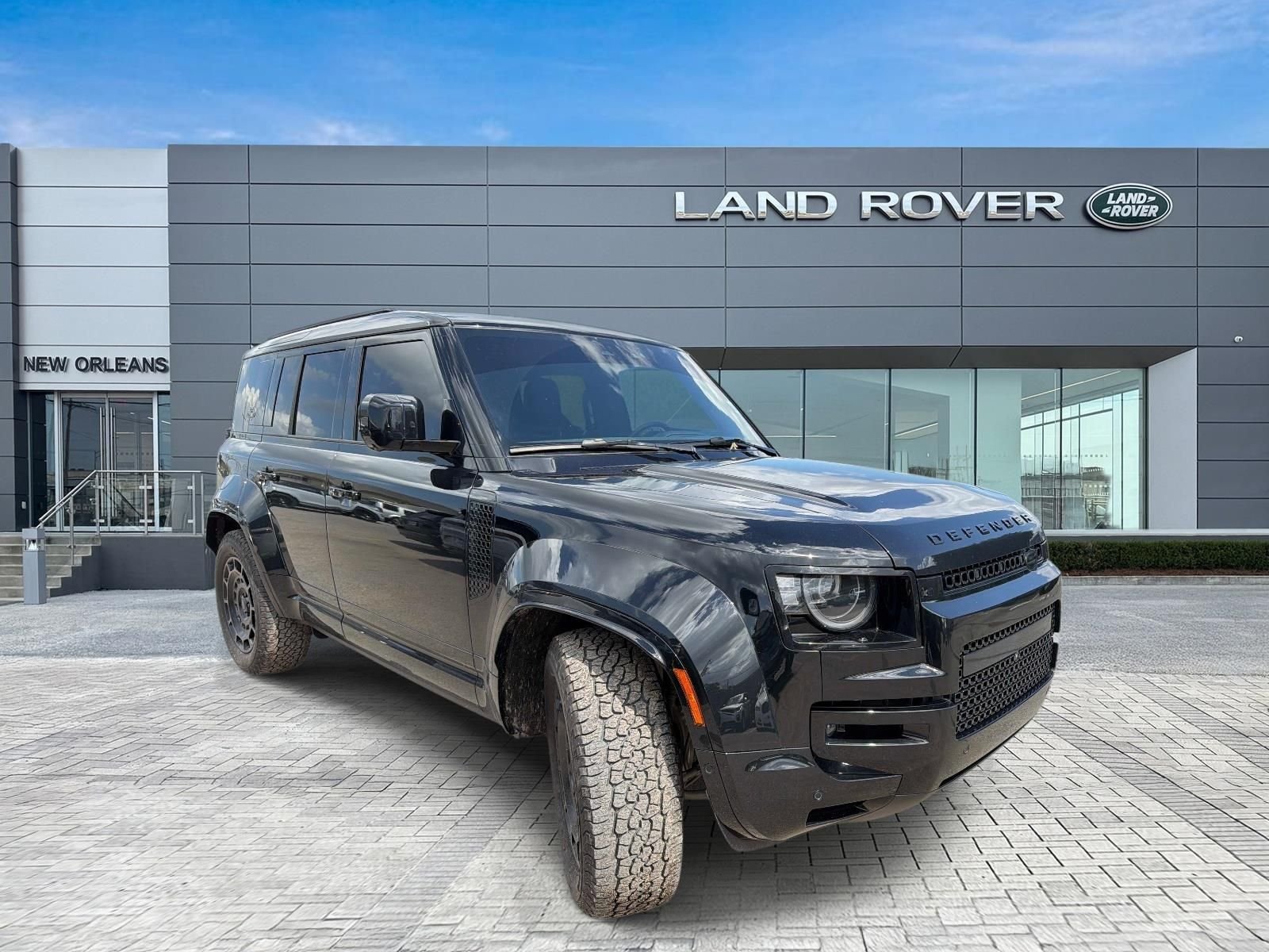 Used 2026 Black Land Rover OCTA Black image 5