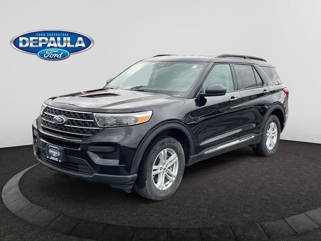 2023 Ford Explorer XLT 4WD's photo