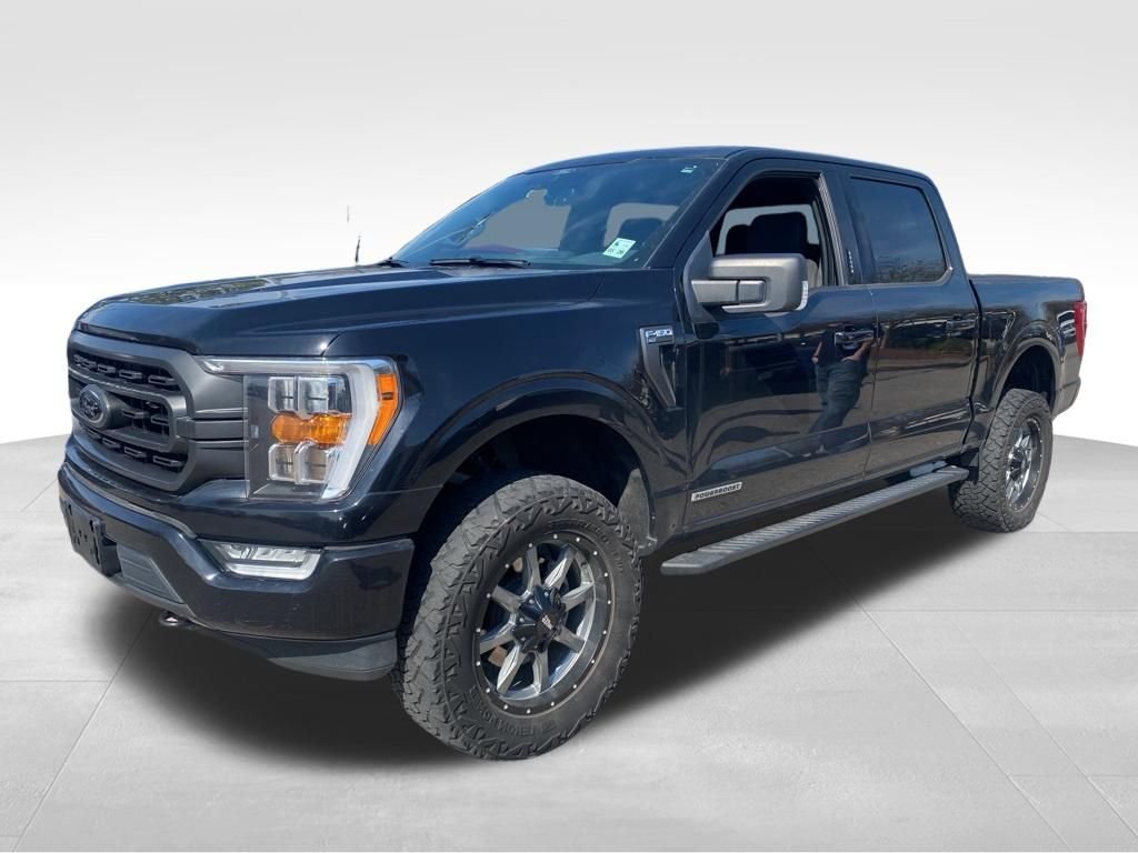 Used 2021 Black Ford XLT image 14