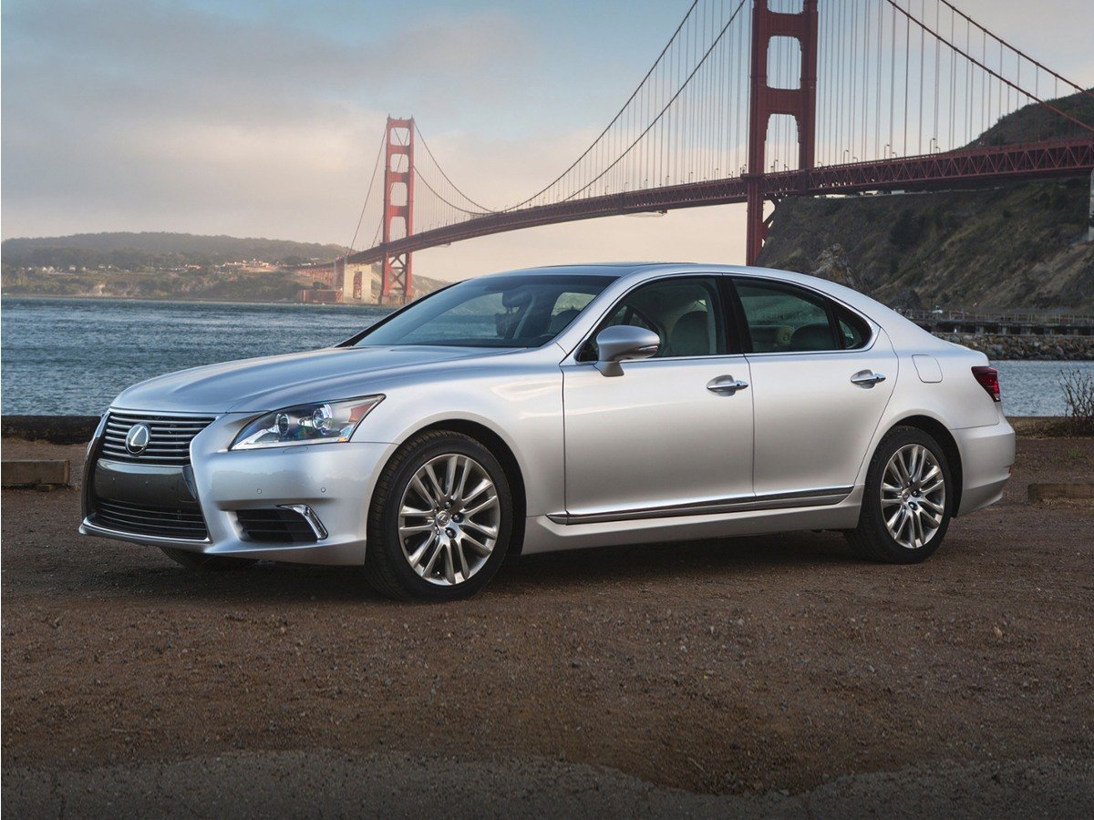 2016 Lexus LS 500 460's photo
