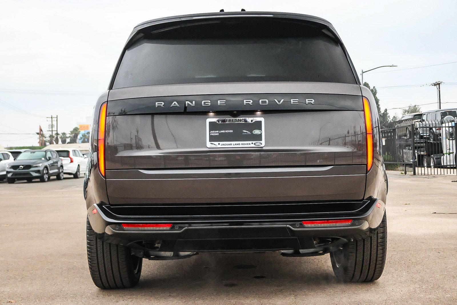 2026 Land Rover Range Rover SE - Photo 6