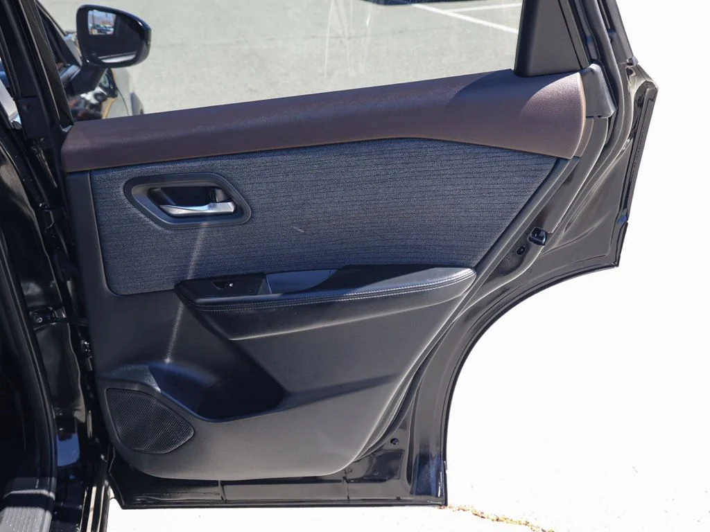 Used 2023 Black Nissan SV image 18