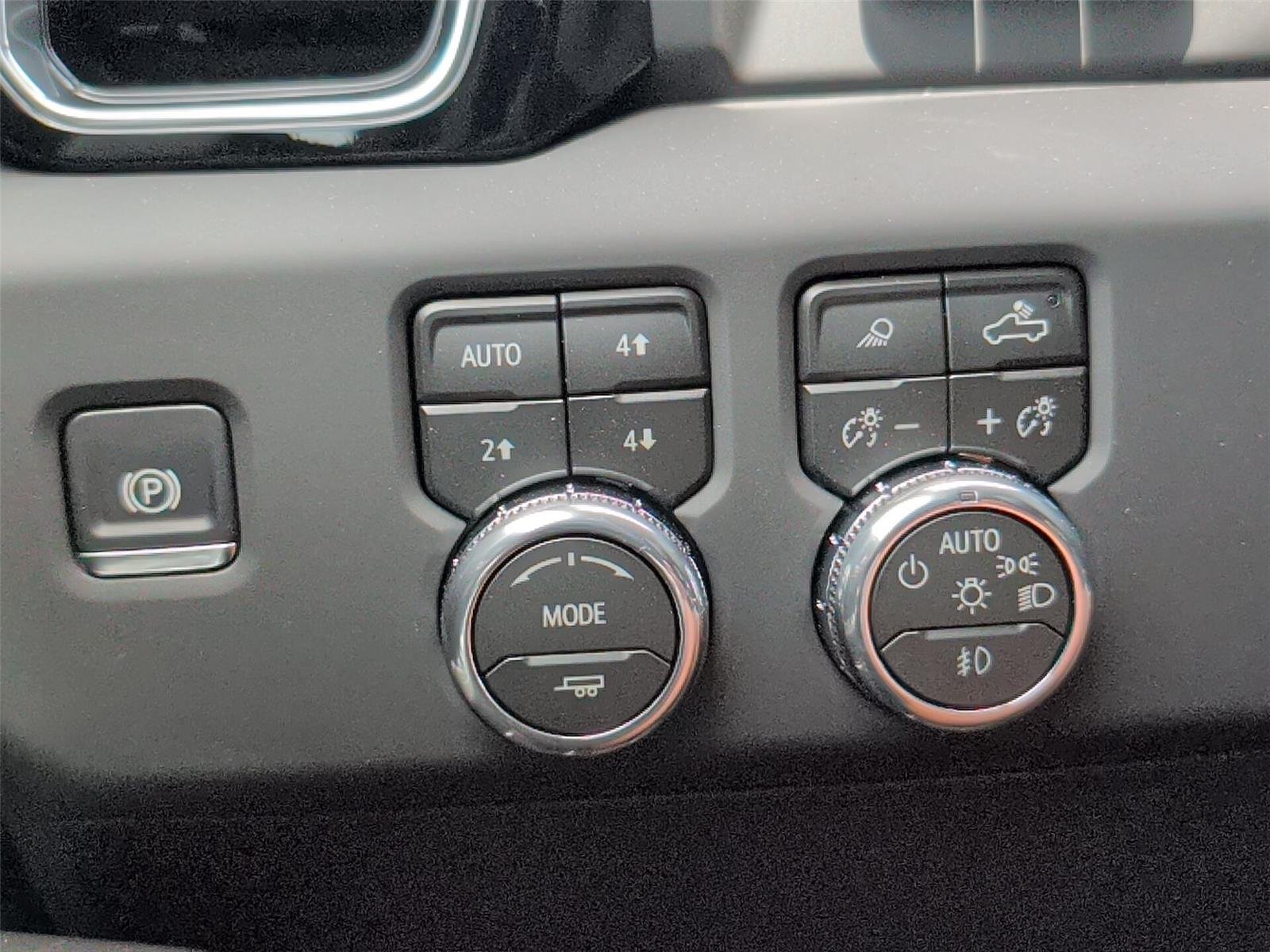 New 2026 Glacier White Tricoat GMC Denali image 29