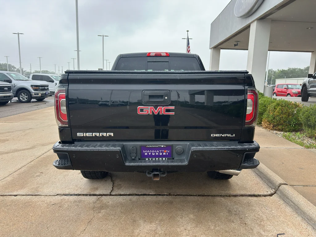 Used 2017 Onyx Black GMC Denali image 11