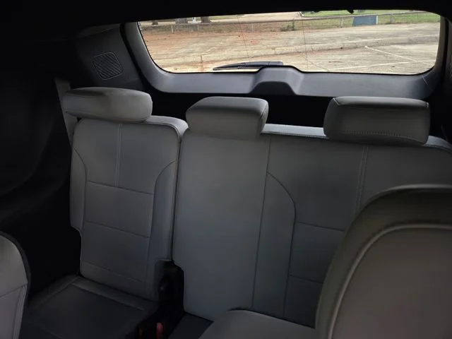 Used 2024 Sterling Metallic GMC Elevation image 17