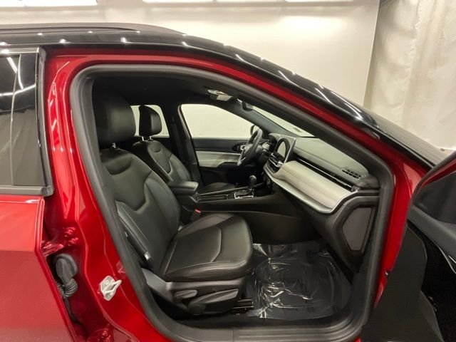 Used 2025 Red Jeep Limited image 23