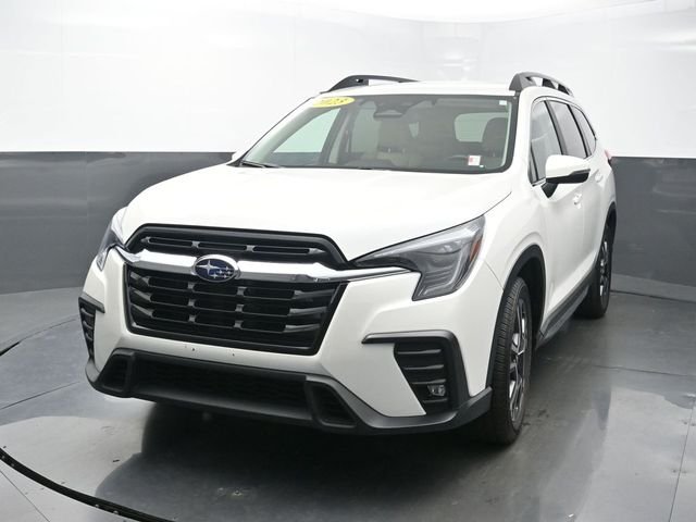 2023 Subaru Ascent Limited 7 Passenger's photo