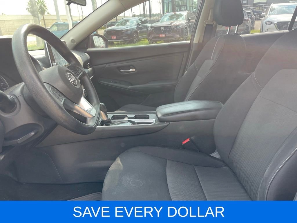 Used 2024  Nissan SV image 14