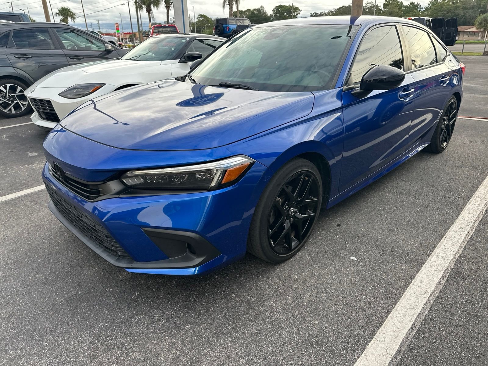 Used 2022 Blue Honda Sport image 1