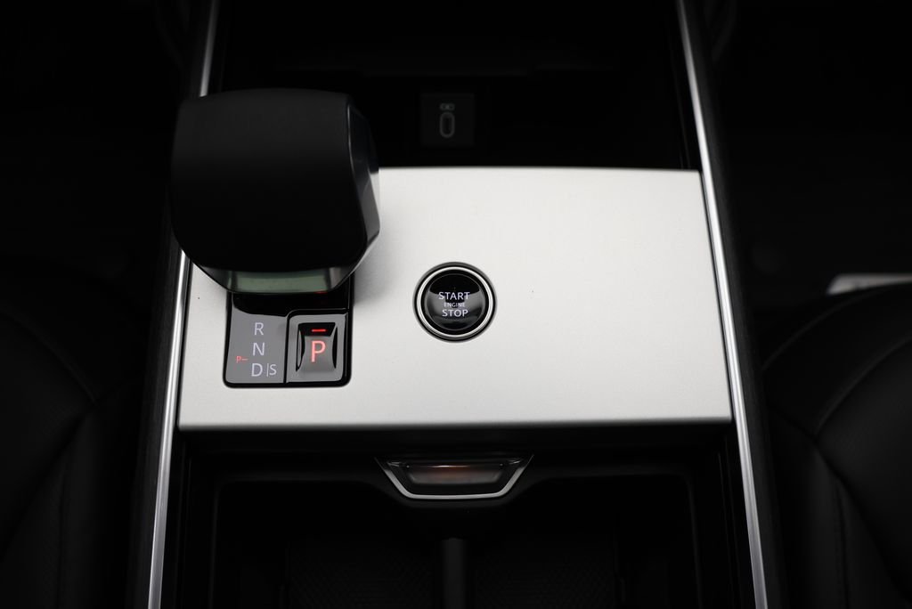 2026 Land Rover Range Rover SE - Photo 24