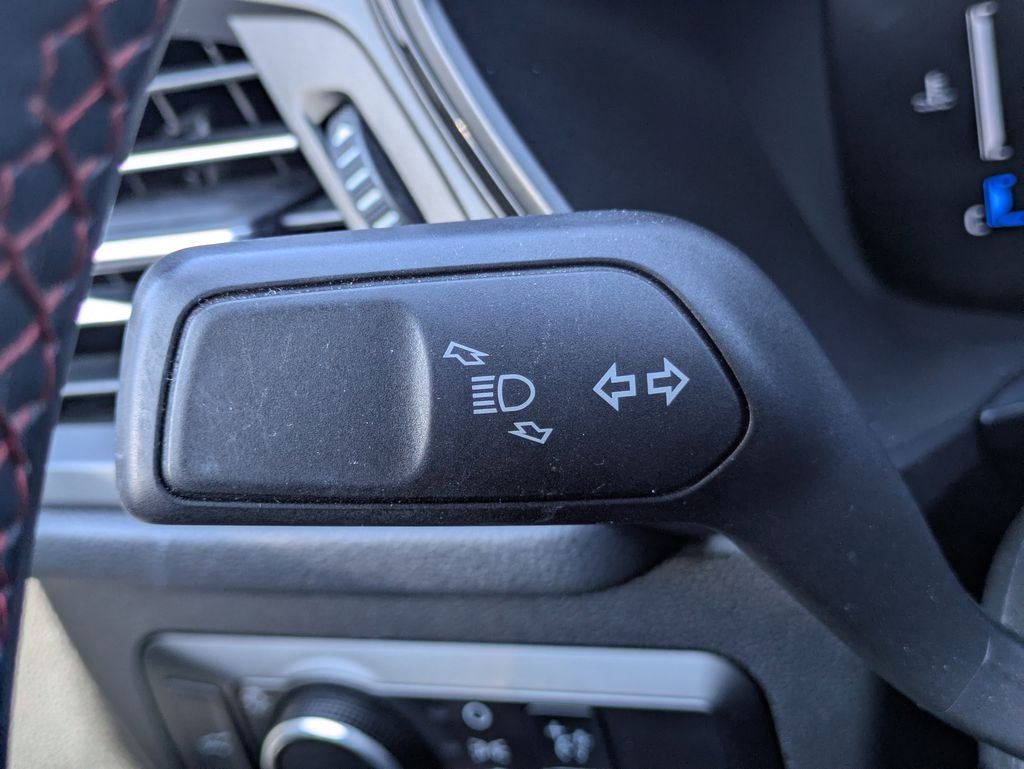 Used 2024 Gray Ford ST-Line image 26