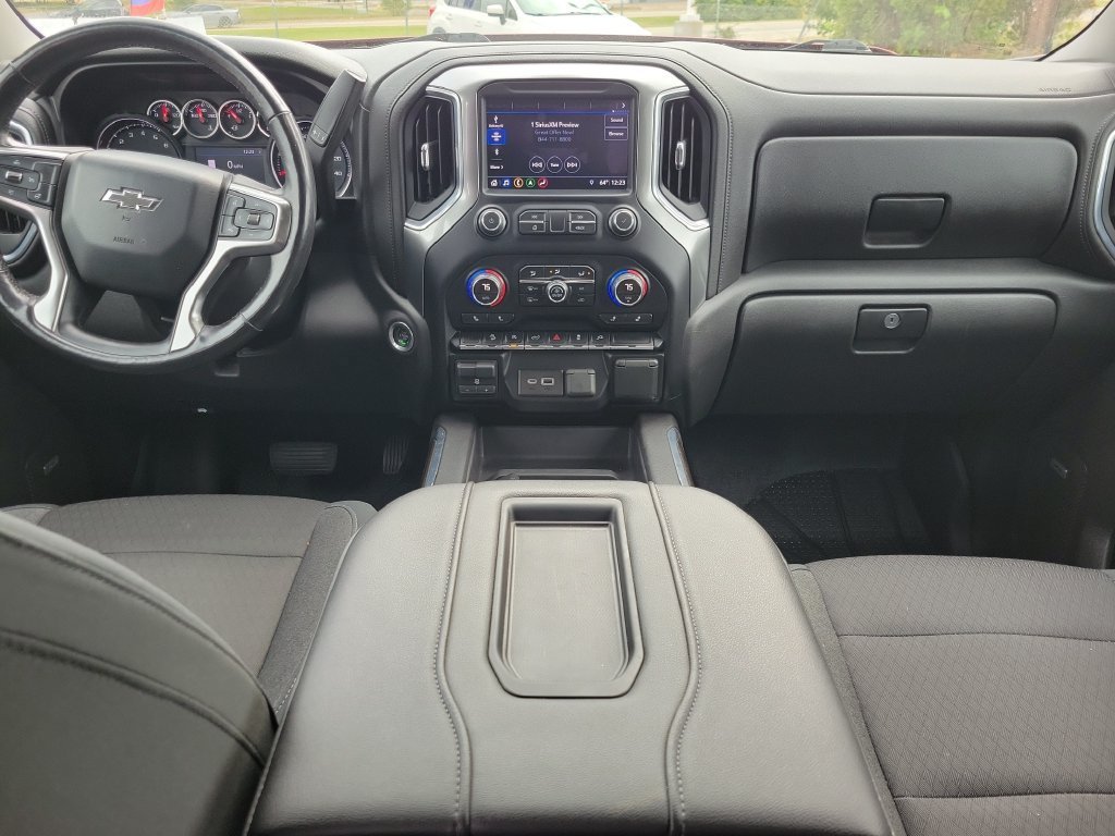 Used 2019 CAJUN RED TINTCOAT Chevrolet RST image 15