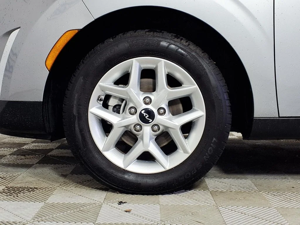 Used 2024 Gray Kia LX image 7