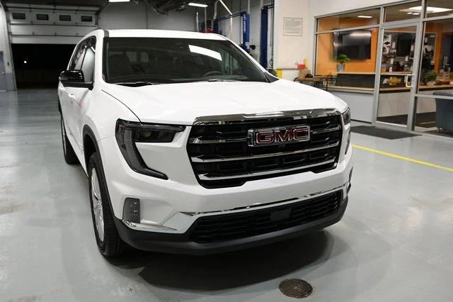2026 GMC Acadia Elevation - Photo 4