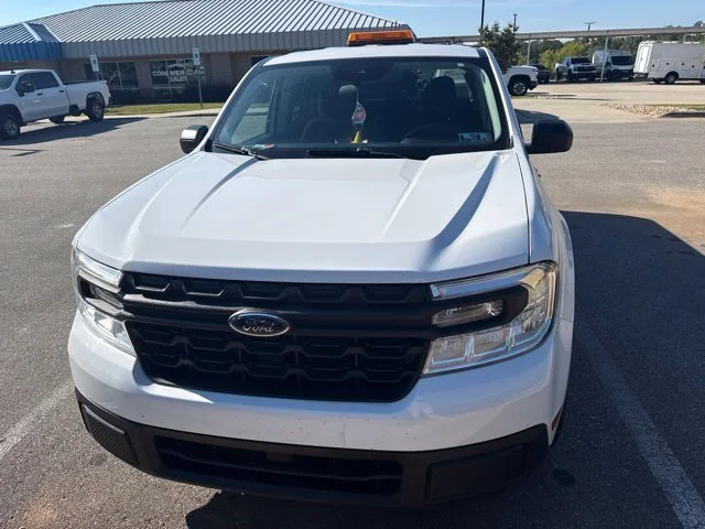 Used 2024  Ford XL image 10