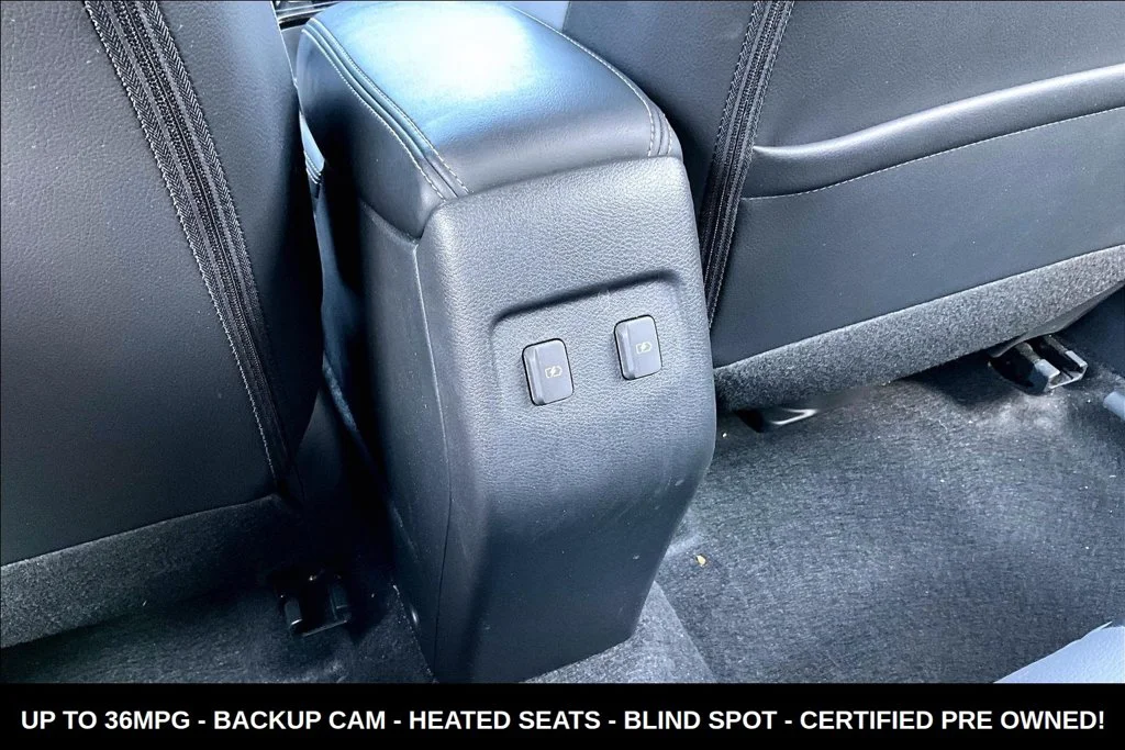 Used 2024 Gray Nissan SR image 10