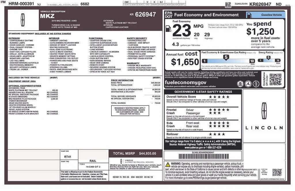 Used 2019 White Lincoln Reserve image 17