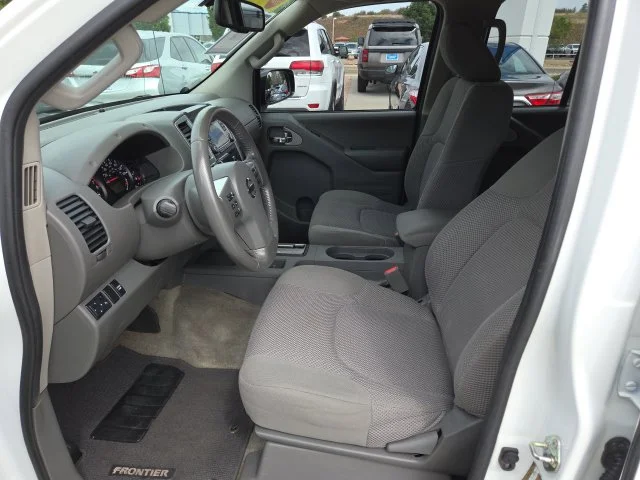Used 2017 White Nissan SV image 15