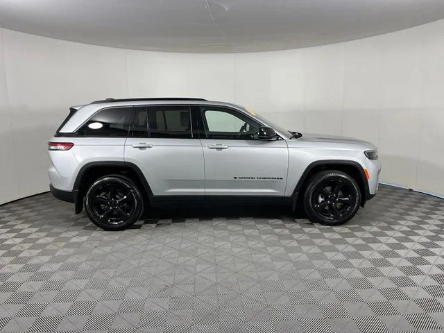 Used 2026 Silver Jeep Limited image 8