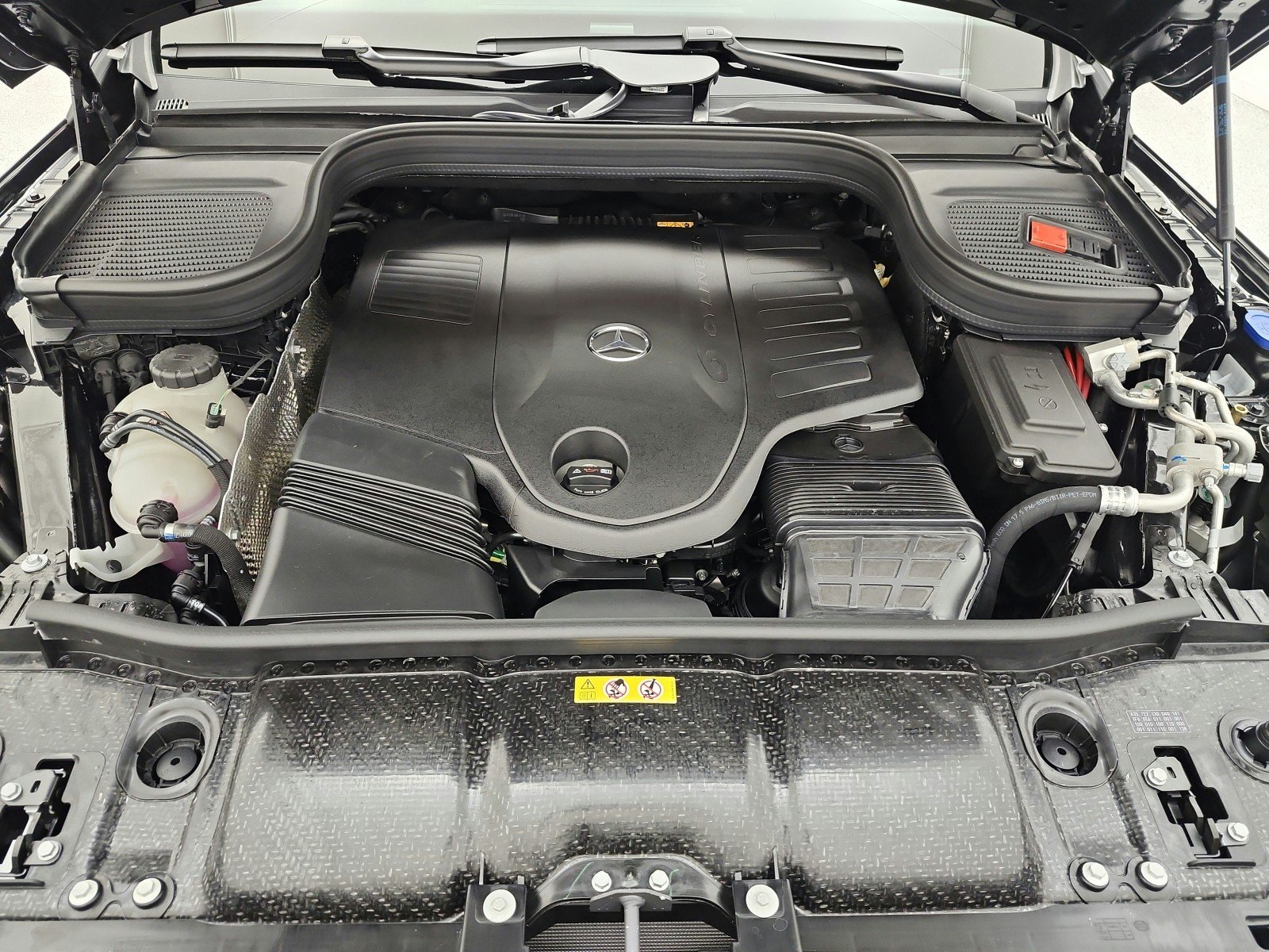 New 2027 Black Mercedes-Benz GLS 450 4MATIC® SUV image 12