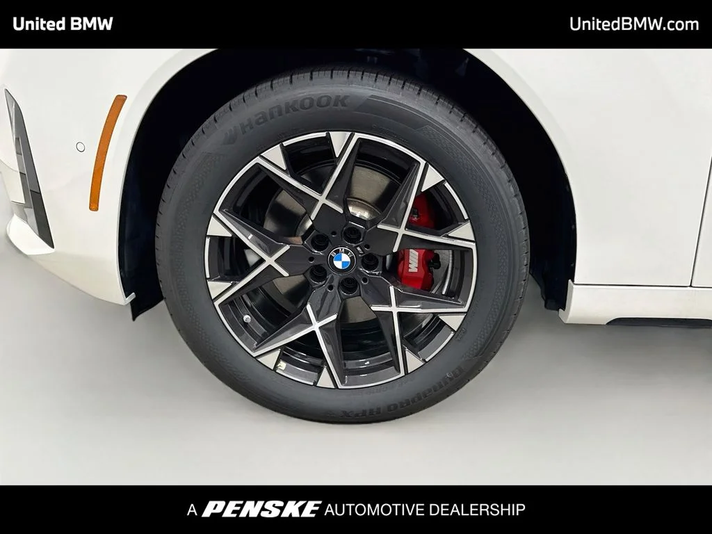 New 2026 Alpine White BMW 30 xDrive image 9