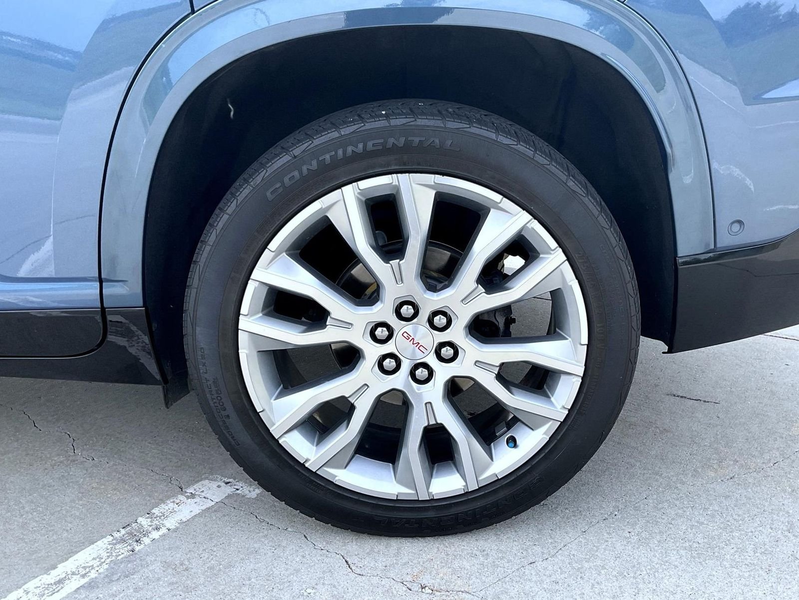 Used 2024 Blue GMC Denali image 22