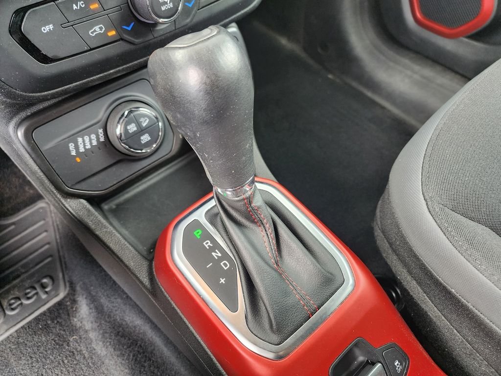 Used 2021 Red Jeep Trailhawk image 34