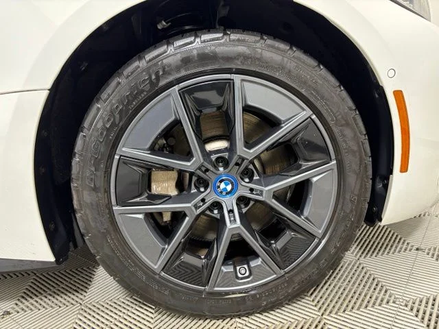 Used 2023 White BMW eDrive35 image 22