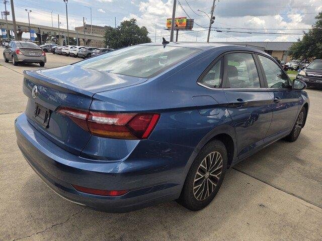 Used 2019 Blue Silk Metallic VOLKSWAGEN  image 4