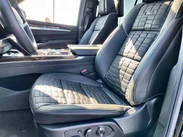 2026 Cadillac Escalade Platinum Sport - Photo 14