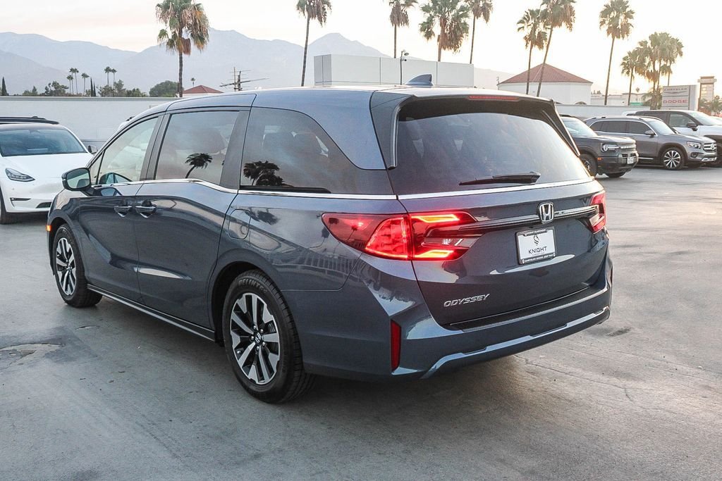 Used 2025 Smoke Blue Pearl Honda EX-L image 7