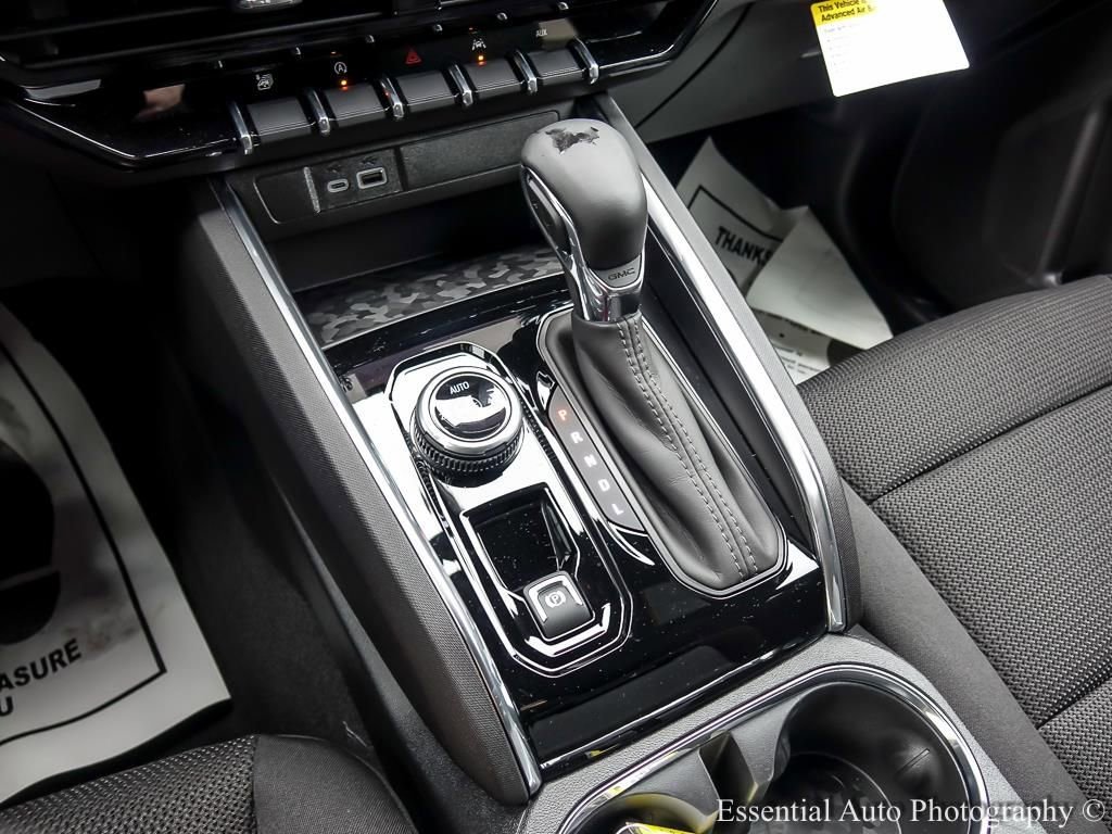 2026 GMC CANYON - Image 16