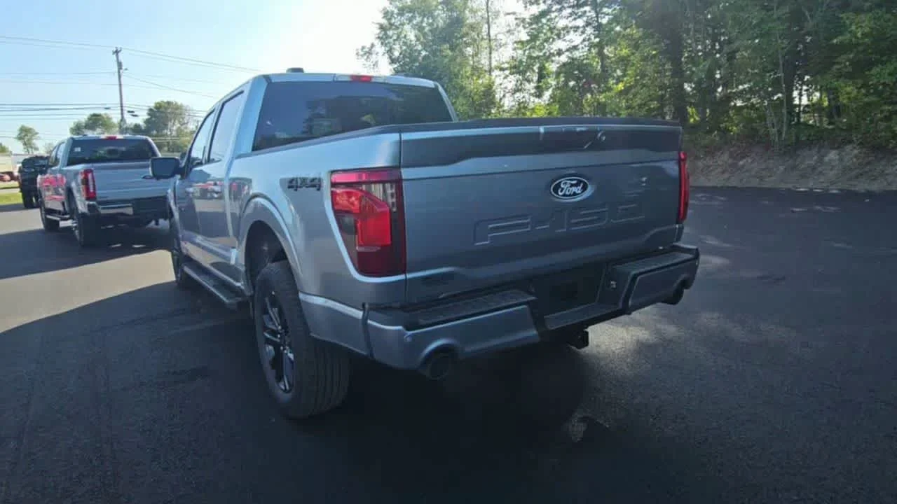 New 2026 Iconic Silver Metallic Ford XLT image 7