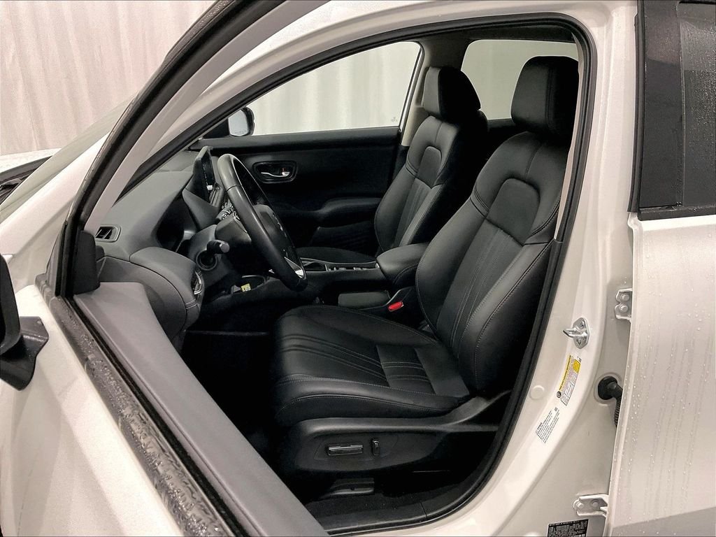Used 2026 Platinum White Honda EX-L image 10
