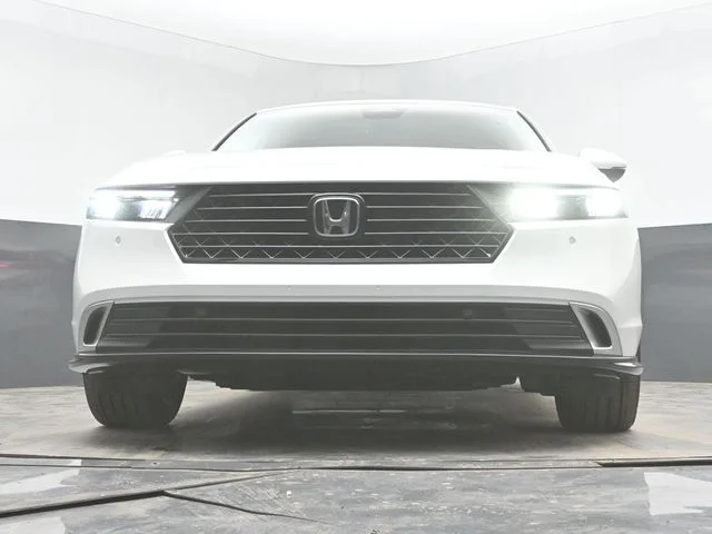 New 2026 Platinum White Pearl Honda Touring Hybrid image 46