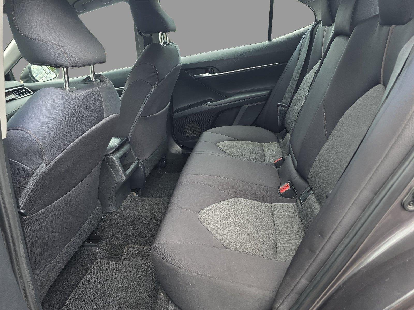 Used 2018 Predawn Gray Mica Toyota LE image 24