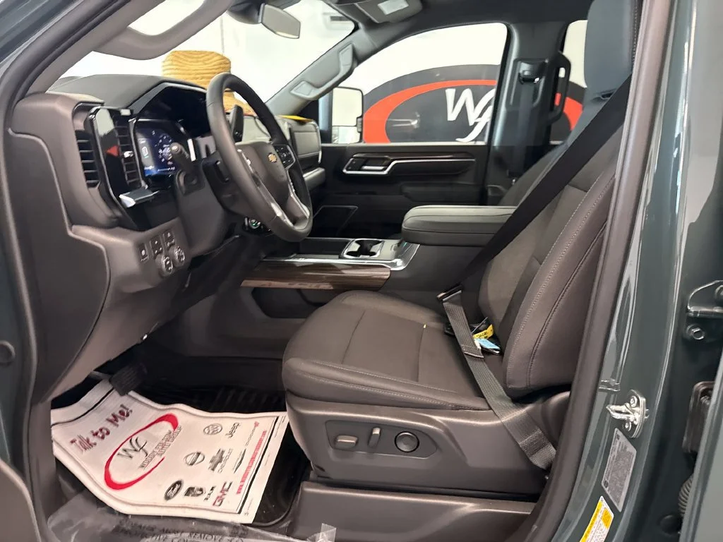 New 2026 Cypress Gray Chevrolet LT DRW image 9
