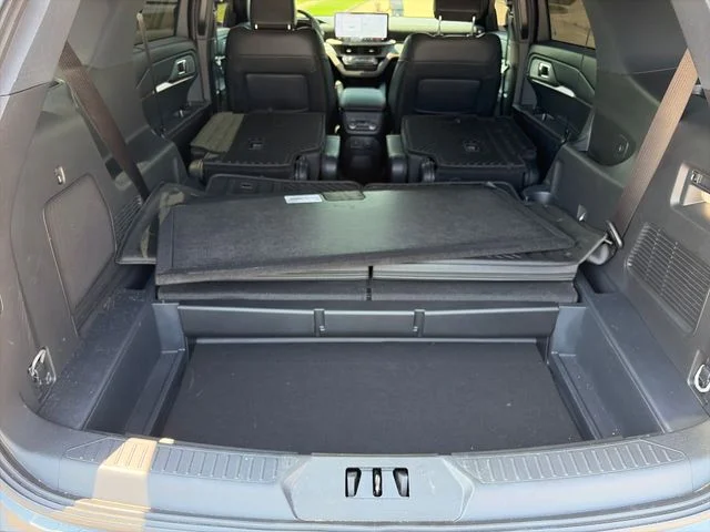 Used 2026 Gray Ford ST-Line image 33