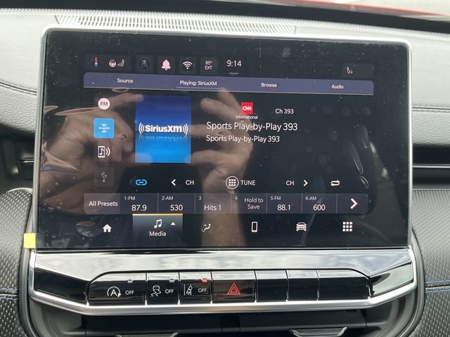 New 2026 Red Hot Pearlcoat Jeep Latitude Altitude image 16