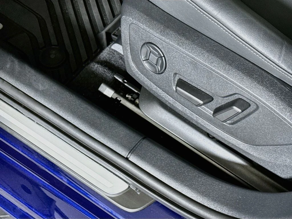 Used 2023 Navarra Blue Metallic Audi 40 Premium Plus image 20