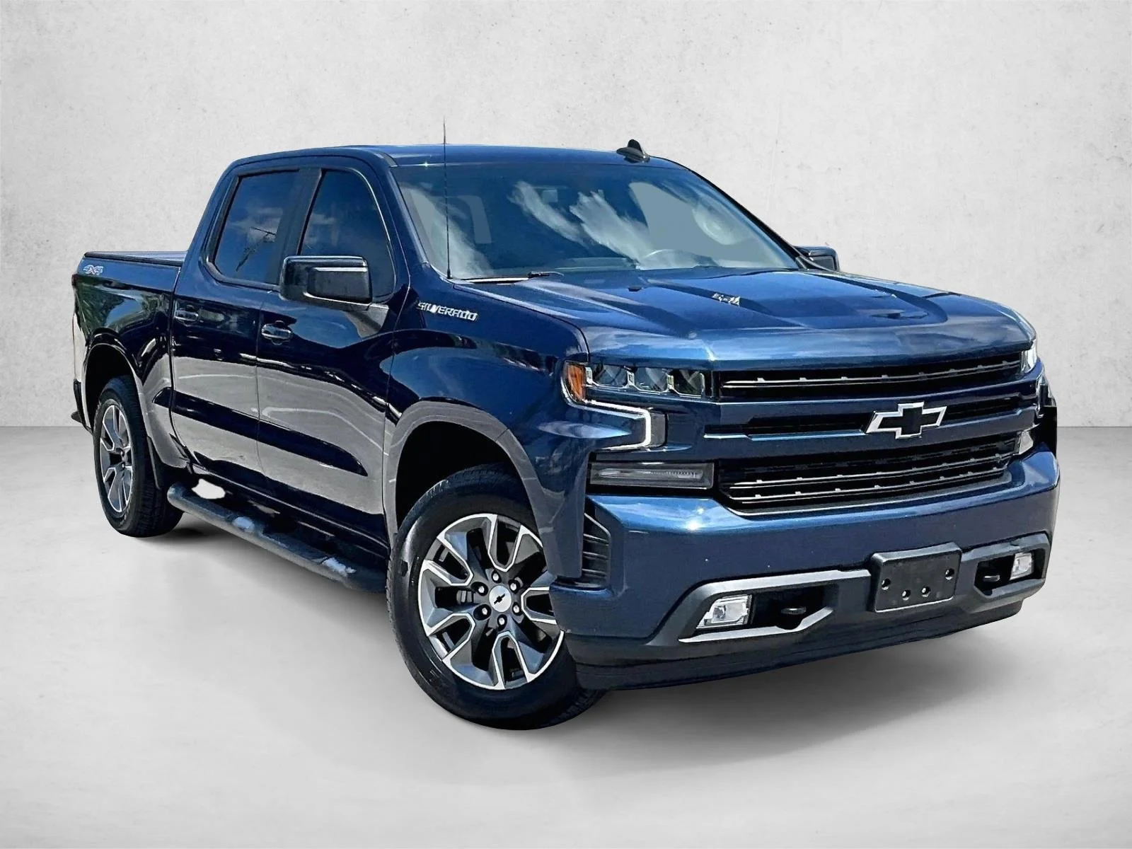 Used 2021 Northsky Blue Metallic Chevrolet RST image 12